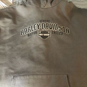 Size XL Women’s Harley Sweatshirt